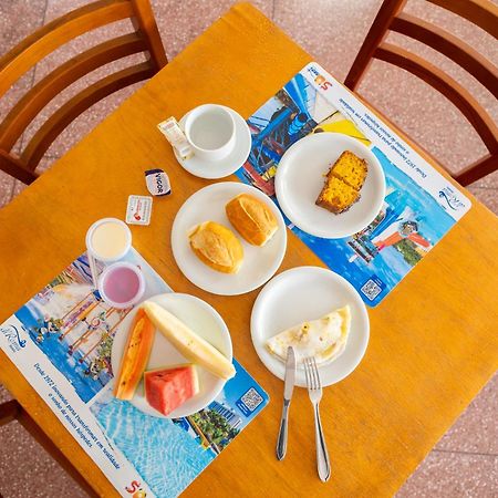Diroma Fiori Hotel - Bvtur กัลดัสโนวัส ภายนอก รูปภาพ