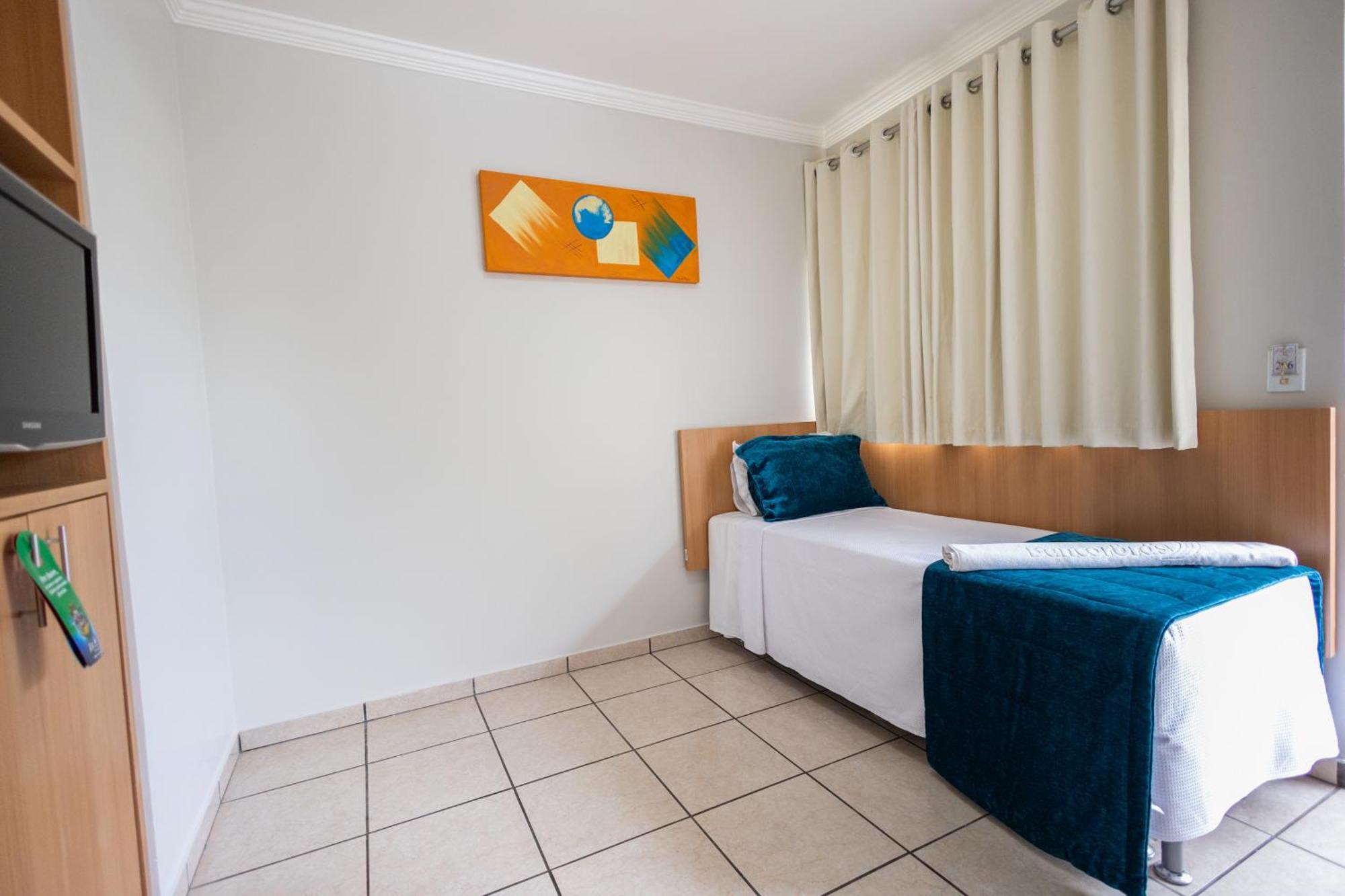 Diroma Fiori Hotel - Bvtur กัลดัสโนวัส ภายนอก รูปภาพ