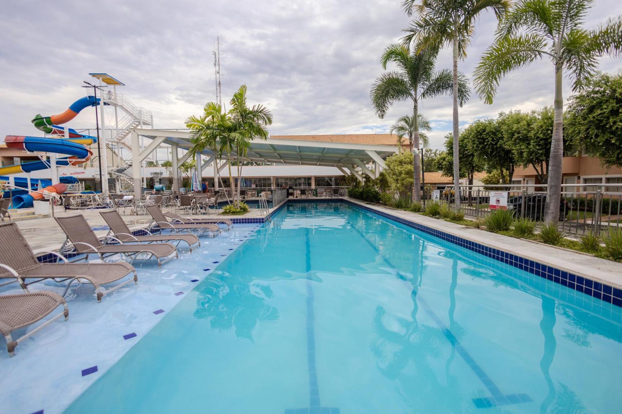 Diroma Fiori Hotel - Bvtur กัลดัสโนวัส ภายนอก รูปภาพ