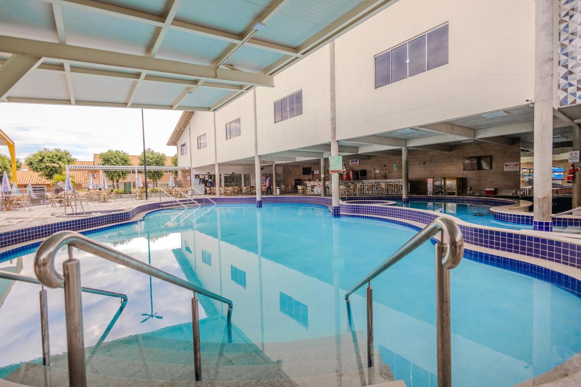 Diroma Fiori Hotel - Bvtur กัลดัสโนวัส ภายนอก รูปภาพ