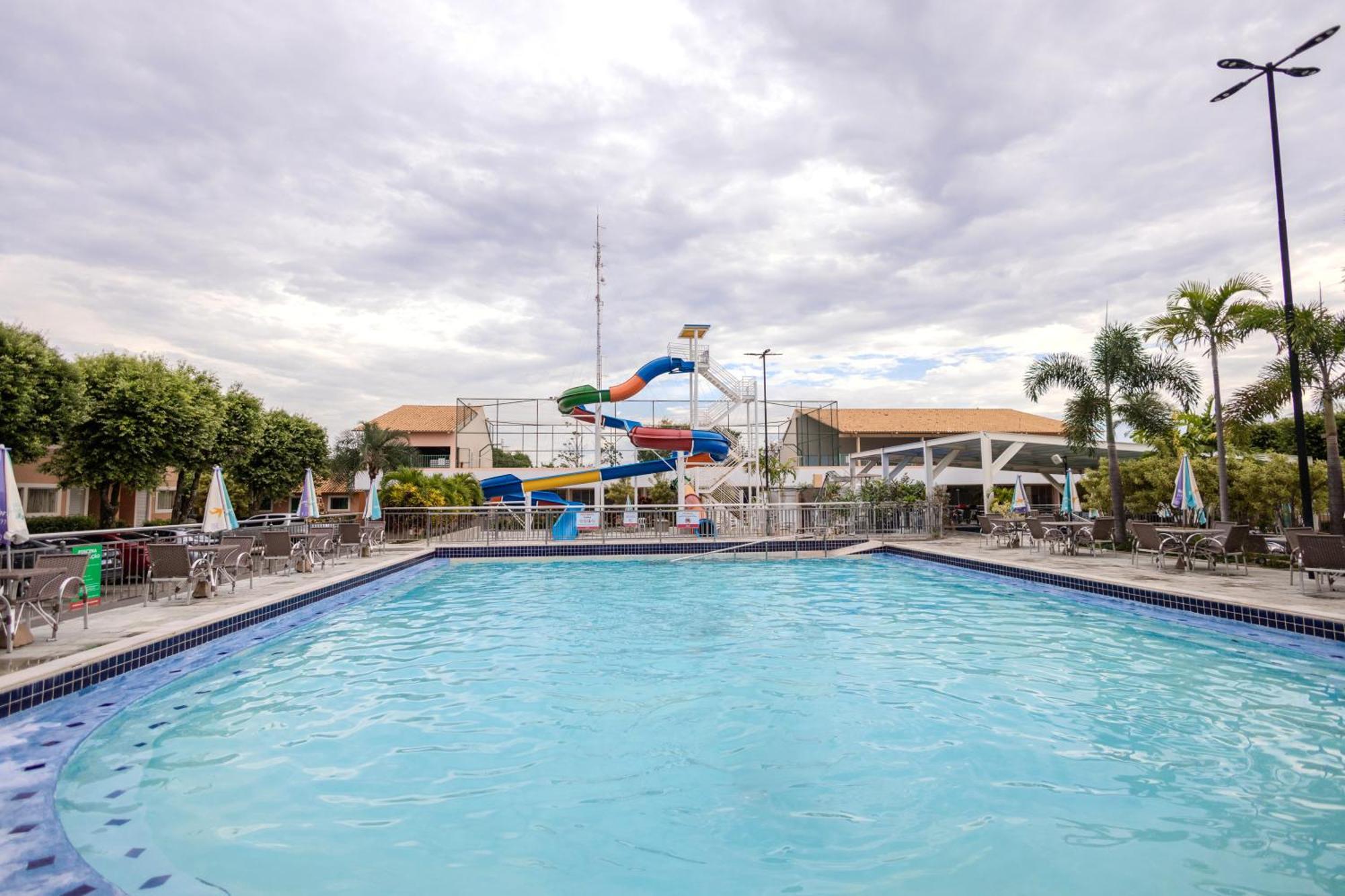 Diroma Fiori Hotel - Bvtur กัลดัสโนวัส ภายนอก รูปภาพ